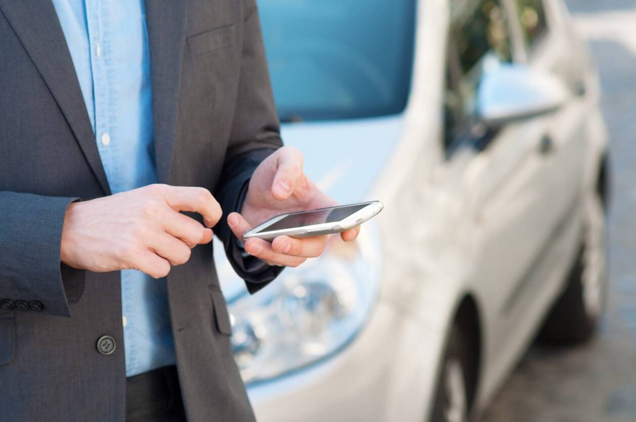 Связаться с нами